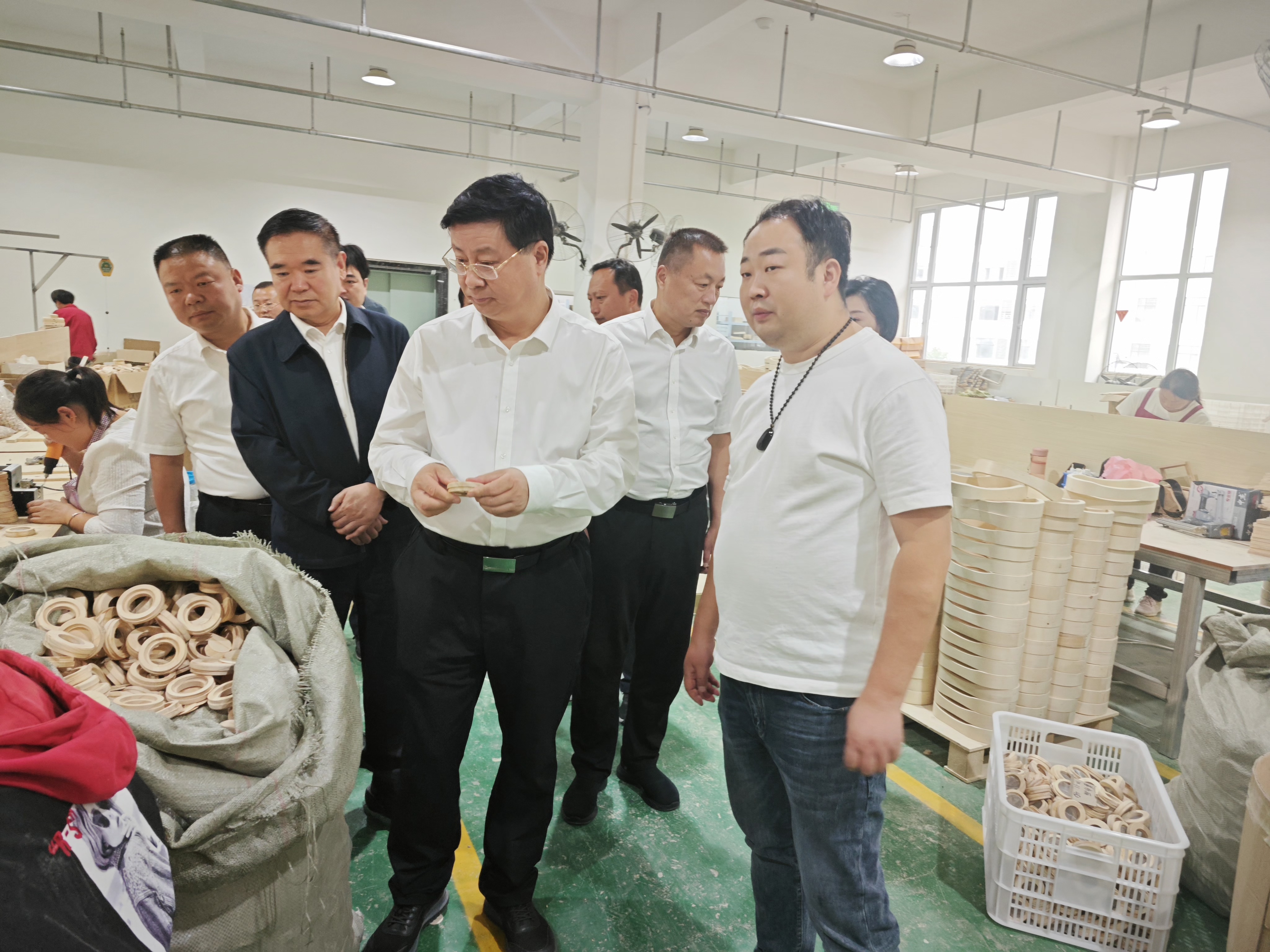 精工细作显匠心 王永颂.jpg